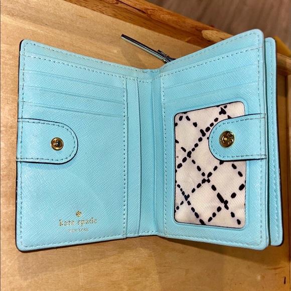 Kate Spade Wallet - Picture 2 of 5